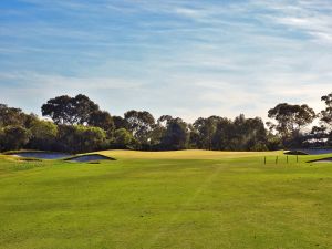 Royal Melbourne (Composite) 9th Approach